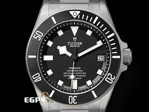 TUDOR 帝舵 Pelagos系列 25600TN 雪花針 黑色面盤、黑色陶瓷錶圈 鈦金屬 排氦氣閥 MT5612自製機芯 2024年保單 新式保卡 另附橡膠錶帶 25600 TN 潛水錶 自動上鍊 42mm