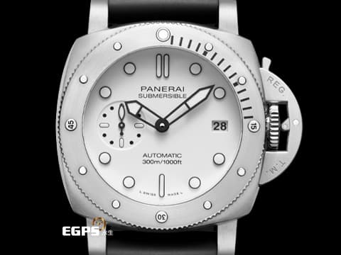 PANERAI 沛納海 Submersible QuarantaQuattro Bianco PAM1223 磨砂不鏽鋼材質 PAM01223 白色面盤 潛水計時外圈 2025年保卡&nbsp;潛水錶 自動上鍊 42mm