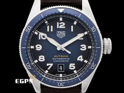 TAG HEUER 泰格 豪雅 Autavia Calibre 5 系列 WBE5116.FC8266 漸變煙燻藍色面盤 不鏽鋼材質 雙向旋轉陶瓷錶圈 2024年保單 飛行錶 自動上鍊 42mm