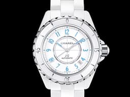 CHANEL 香奈兒 J12 BLUE LIGHT H3826 白色陶瓷材質 <font color=#70cce1>藍色夜光數字時標</font> <font color=#ff0000> 全球限量2000只 2024年已回原廠保養</font> 石英機芯 33mm