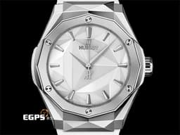 HUBLOT 宇舶 Classic Fusion 經典融合 ORLINSKI 聯名款 550.NS.2200.RW.ORL20 鈦金屬+不鏽鋼&nbsp;<font color="#bababa">3D立體切面錶殼、白色面盤 呈現鑽石般折射光澤</font>&nbsp;大三針&nbsp;<font color="#ff0000">2025年保單</font> 自動上鍊 40mm