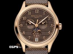 Patek Philippe 百達翡麗 PP錶 Complications 複雜功能時計 4946R-001 18K玫瑰金材質&nbsp;<font color="#f5da9e">栗色橫直緞面面盤</font>&nbsp;<font color="#05f0f0">年曆錶、月相顯示</font> <font color="#FF0000">2025年保單 新錶訂價：1,796,000元</font>&nbsp;自動上鍊 38mm