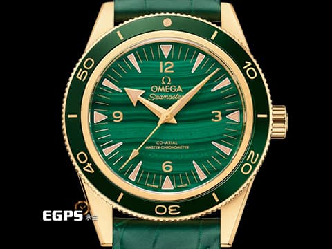 OMEGA 歐米茄 Seamaster 海馬系列 海馬300 234.63.41.21.99.001&nbsp;18K黃金材質 23463412199001 孔雀石 深綠色面盤 綠金色奢華搭配&nbsp;2023年保卡 台灣公司貨&nbsp;自動上鍊 41mm
