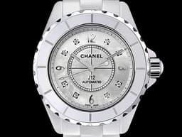 CHANEL 香奈兒 J12 系列 H2423 白色陶瓷 <font color="#a7e4ec">珍珠貝母面盤&nbsp; 原廠鑽石時標</font> 大三針 專利不鏽鋼蝴蝶扣<font color="#ff0000"> </font>自動上鍊 38mmm