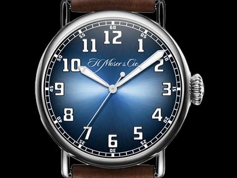 H. Moser &amp; Cie.亨利慕時 Heritage 8200-1201&nbsp;Funky Blue fumé 電光藍煙燻太陽紋面盤&nbsp;立體阿拉伯數字時標 不鏽鋼材質&nbsp;2022年保單 自動上鍊 42mm