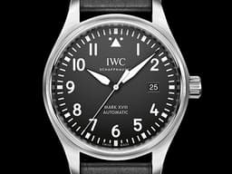 IWC 萬國 Schaffhausen Mark XVIII 馬克十八 飛行員 IW327001 經典款 <font color="#ff0000">防磁軟鐵內殼抗干擾提升精確度</font> 自動上鍊 40mm