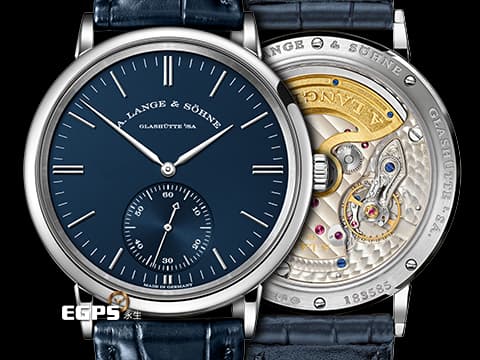 A.LANGE &amp; SOHNE 朗格 SAXONIA 215.032 18K白金材質 飽和、沈穩的藍色面盤 簡約大方設計風格    經典德國工藝 3/4夾板 手工雕刻鵝頸 德國銀夾板 2018年保單 台灣公司貨&nbsp;自動上鍊 38.5mm