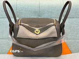 HERMES 愛馬仕 Lindy 26 金剛色&nbsp;<font color="#dfdcd8">大象灰</font>（色號18）<font color="#fafa01">CC</font>&nbsp;<font color="#0582f5">金扣&nbsp;&nbsp;</font>