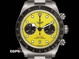 TUDOR 帝舵 Heritage Black Bay Chrono 碧灣 79310N-0001&nbsp;<font color="#fafa01">最熱門、最具話題性 黃色熊貓面盤 【大黃蜂】</font>&nbsp;計時碼錶 不鏽鋼材質&nbsp;<font color="#ff0000">2026年保卡 搭配最新快速調節「T-fit」折疊扣</font> 自動上鍊 39mm