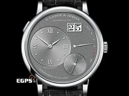 A.Lange &amp; Sohne 朗格 Lange 1 137.038 18K白金材質<font color="#05f0f0">  經典大日期窗 動力儲存顯示&nbsp;</font> <font color="#ff0000">2023年保單 新錶訂價：1,481,000元</font><font color="#ff0000" style="font-size: 10pt;">&nbsp;</font><span style="font-size: 10pt;">手上鍊 41mm</span>