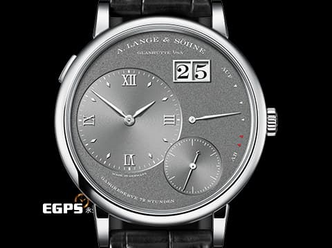 A.Lange &amp; Sohne 朗格 Lange 1 137.038 18K白金材質  經典大日期窗 動力儲存顯示&nbsp; 2023年保單 新錶訂價：1,481,000元&nbsp;手上鍊 41mm