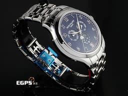 Patek philippe 百達翡麗 PP COMPLICATIONS 4947/1A 複雜功能時計 4947 不鏽鋼材質 鏈帶款 <font color="#05f0f0">藍色絲綢紋理面盤</font> <font color="#ff0000">2025年保單 新錶參考訂價：1,698,000元 保有部分原廠膠膜</font> 自動上鏈 38mm