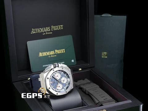 Audemars Piguet AP錶 愛彼 Royal Oak Offshore 皇家橡樹離岸型 飛返計時碼錶 26420TI.OO.A027CA.01  鈦金屬材質、 「Méga Tapisserie」超大型格紋藍色面盤 2022年保單 新式快拆錶帶 搭載全新4401機芯 此錶歡迎各路錶友以 PP、AP、勞力士 來店交換，本店將以最高價評估～   43mm