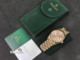ROLEX 勞力士 Day-Date 118235 蠔式 星期日期型 18K玫瑰金材質 元首型錶帶 <font color="#f1dfca">原廠鑲嵌鑽石時標 日亮金色面盤</font><font color="#ffdead">&nbsp;<font color="#ff0000">已回原廠保養 延長保固到2027年</font></font>&nbsp;自動上鍊 36mm