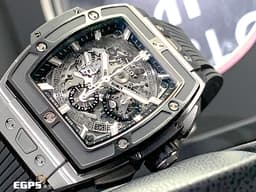 Hublot 宇舶 Spirit of Big Bang 大爆炸 靈魂系列 642.NM.0170.RX 計時碼表 <font color="#05f0f0">鈦金屬材質 黑色陶瓷錶框</font> <font color="#ff0000">鏤空面盤 2022年電子保單 快拆式錶帶 </font>自動上鍊 42mm