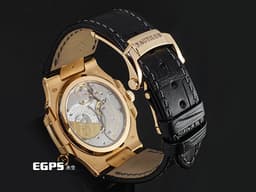 Patek Philippe 百達翡麗 PP錶 Nautilus 金鷹系列 鸚鵡螺 5712R-001 停產款 18K玫瑰金材質 <font color="#f8d0af">漸層深灰色橫條紋面盤 月相顯示</font> <font color="#FF0000">2017年保單 台灣公司貨</font>&nbsp;自動上鏈 38x43mm