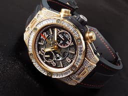 HUBLOT 宇舶 Big Bang 大爆炸 Unico 王金玫瑰金 411.OX.1180.RX.0904 <font color="#FF0000">原鑲鑽錶，大梯鑽錶圈，鏤空鑲鑽面盤</font> 飛返計時 三日鍊 自動上鍊 45mm