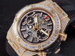 HUBLOT 宇舶 Big Bang 大爆炸 Unico 王金玫瑰金 411.OX.1180.RX.0904 <font color="#FF0000">原鑲鑽錶，大梯鑽錶圈，鏤空鑲鑽面盤</font> 飛返計時 三日鍊 自動上鍊 45mm