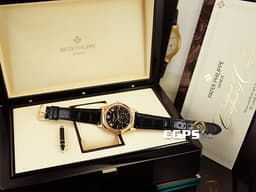 Patek Philippe 百達翡麗 PP錶 Complications 複雜功能時計 Annual Calendar Moonphase 年曆錶 5205R-010&nbsp;<font color="#f2c38d">玫瑰金材質</font>&nbsp;年曆功能 月相盈虧 日夜顯示&nbsp;<font color="#ff0000">PP印記 2019年保單</font> 自動上鍊 40 mm