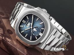 Patek Philippe 百達翡麗 PP錶 Nautilus 5726 金鷹系列 5726/1A-014 不銹鋼鍊帶款  <font color=#FF0000> 新一代鋼王 2020年保單 年曆錶 月相盈虧 新款PP印記 <font color=#0000E3>藍色水平横纹浮雕面盤</font> </font>  <font color=#FFFF33> 此錶歡迎各路錶友以 PP、AP、勞力士 來店交換，本店將以最高價評估～</font> 自動上鏈 40.5mm