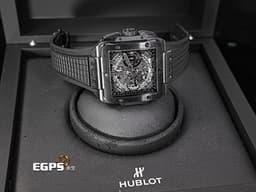 HUBLOT 宇舶 Square Bang Unico<font color="#616161">「ALL BLACK」限量版</font> 黑陶瓷 821.CX.0140.RX 方形 飛返 計時碼表 鏤空面盤 <font color="#FF0000">2022保單 限量250顆</font> 自動上鍊 42mm