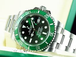 ROLEX 勞力士 Submariner 潛航者 116610LV 不鏽鋼材質 <font color="#009100"> 絕版綠色陶瓷框 太陽紋綠色面盤 全綠水鬼 </font><font color="#FF0000">&nbsp;2016年保卡 台灣公司貨 絕版錯過不再&nbsp;&nbsp;</font>潛水錶 自動上鍊 40mm