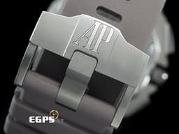 Audemars Piguet AP錶 愛彼 Royal Oak Offshore 皇家橡樹離岸型 鈦貓 26400IO.OO.A004CA.01 鈦金屬 陶瓷錶圈 <font color="#FF0000">2017年保單</font> 深灰色面盤 計時碼表 男錶 44mm