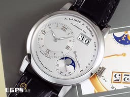 A. LANGE &amp; SÖHNE 朗格 Lange 1 Moonphase Platinum 109.025 鉑金材質 <font color="#05f0f0">月相功能、大日期窗、動力儲存顯示</font>&nbsp;<font color="#FF0000">台灣公司貨</font>&nbsp;手動上鏈 38.5mm