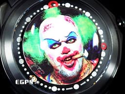 CORUM 崑崙 Bubble 泡泡錶 L390/03634 <font color="#05f0f0">立體小丑  藝術家Matt Barnes  另類藝術 </font>黑色面盤  PVD鍍黑鈦金屬材質  特殊半球體拱形雙面玻璃鏡面 <font color="#FF0000">無指針內圈顯示設計  全球限量88只</font> 自動上鍊&nbsp;52mm