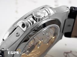 Patek Philippe 百達翡麗 PP錶 Nautilus Annual Calendar 5726 金鷹系列 5726A-001 不鏽鋼材質 <font color="#05f0f0">年曆錶 月相盈虧 實用年曆功能的熱賣缺貨款金鷹系列</font><font color="#FF0000"> 2023年保單 台灣公司貨</font>&nbsp;自動上鏈 40.5mm