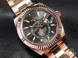 ROLEX 勞力士 Sky-Dweller 326935 天行者 年曆錶 兩地時區 18K永恆玫瑰金材質 鍊帶款 <font color="#FF0000"><font color="#ffffff">深銠銀灰色面盤</font> 2019年保卡</font>&nbsp;自動上鏈 42mm