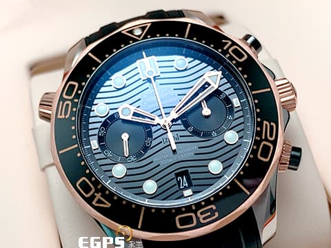 OMEGA 歐米茄 Seamaster 海馬系列 21022445101001黑色面盤 玫瑰金黑色陶瓷錶圈 同軸擒縱 玫瑰金 半金  膠帶海馬，2021年保單 台灣公司貨 &nbsp;專業潛水錶300米防水 44mm
