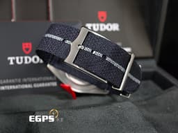 TUDOR 帝舵 Black Bay Fifty-Eight 79030B 碧灣 <font color="#2828FF">BB58 海軍藍 織紋錶帶款</font> 水鬼 79030 B 復古 雪花針 <font color="#FF0000">MT5402自製機芯 2026年新式保卡</font> 潛水錶 自動腕錶 39mm