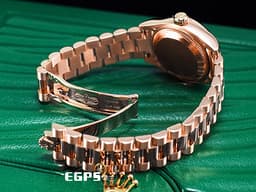 ROLEX 勞力士 Datejust 179175 永恆玫瑰金材質 <font color="#05f0f0">原廠鑲嵌鑽石時標</font> <font color="#fbefdf">日亮金色面盤</font>&nbsp;<font color="#FF0000">已回勞力士服務中心做保養 延長保固到2028年 </font>自動上鍊&nbsp;26mm