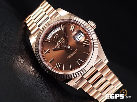 ROLEX 勞力士 Day-Date 40 蠔式 星期日曆型 228235 巧克力色面盤 羅馬數字時標 永恆玫瑰金 經典三角坑紋錶圈 2026年木紋保卡 元首型（President）錶帶 總統帶 DD40 自動上鍊 40mm