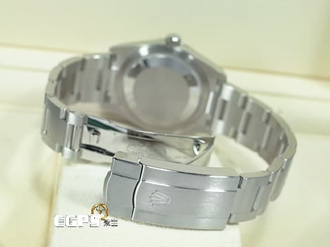 ROLEX 勞力士 Oyster Perpetual Datejust 34 蠔式恆動 124200 不鏽鋼材質 2025年保單，黑色面盤 新式保卡 自動上鍊 34mm