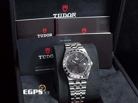 TUDOR 帝舵 ROYAL 皇家系列 28500-0003 黑色面盤 立體羅馬數字時標 割坑紋與磨光飾面間隔錶圈 不鏽鋼 2025年保單 自動上鍊 38mm