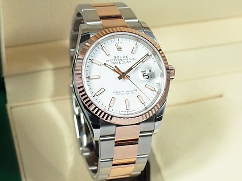 ROLEX 勞力士 Datejust 126231 蠔式日誌型 18K永恒玫瑰金材質 半金款 DJ36 經典三角坑紋錶圈 白色面盤&nbsp;2025年新式綠卡 自動上鍊 36mm