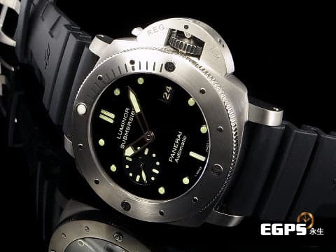 PANERAI 沛納海 LUMINOR SUBMERSIBLE PAM305 鈦金屬材質 PAM00305 潛水錶 自動上鍊 台灣公司貨 絕版鈦金屬材質沛納海潛水錶 大隻佬專用 47mm