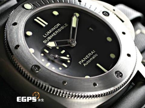 PANERAI 沛納海 LUMINOR SUBMERSIBLE PAM305 鈦金屬材質 PAM00305 潛水錶 自動上鍊 台灣公司貨 絕版鈦金屬材質沛納海潛水錶 大隻佬專用 47mm