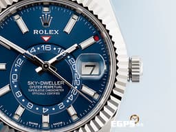 ROLEX 勞力士 Sky-Dweller 蠔式 天行者 326934&nbsp;<font color="#0080FF">亮藍色面盤 </font>沙羅系統 年曆錶 兩地時區 經典三角坑紋錶圈&nbsp;<font color="#FF0000">2020年保單 蠔式（Oyster）三節錶帶</font>&nbsp;自動上鍊 42mm