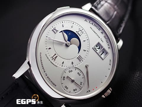 A.LANGE &amp; SOHNE 朗格 Grand  Lange 1 Moon Phase 大型月相腕錶 PT950 鉑金材質 139.025 德國腕錶極致工藝、3/4夾板、手工雕刻鵝頸、德國銀夾板  大日期窗 月相盈虧 動能顯示 歡迎各錶友以 PP、AP、勞力士 來店交換，本店將以最高價評估～ 手上鍊 41mm