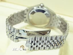 ROLEX 勞力士 Datejust 31 蠔式日誌型 278274 <font color="#4169e1">亮藍色面盤 羅馬數字時標</font> DJ31 經典三角坑紋錶圈 <font color="#FF0000">2025年新式保卡 紀念型（JUBILEE）五銖錶帶</font> 自動腕錶 31mm