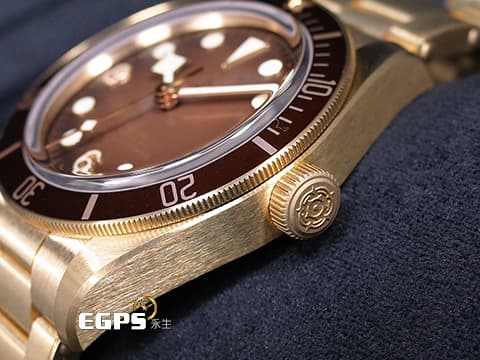 TUDOR 帝舵 Black Bay 58 Bronze 碧灣 Fifty-Eight 79012M-0001 BB58 青銅錶殼、錶帶 雪花針 水鬼 79012 M 自製機芯搭配最新快速調節「T-fit」折疊扣 2022年保單 潛水錶 自動腕錶 39mm