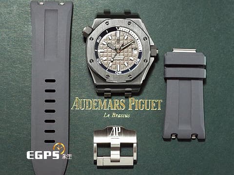 Audemars Piguet 愛彼 AP錶 Royal Oak Offshore Diver ROO 15720ST.OO.A009CA.01 皇家橡樹離岸型 潛水錶 灰色面盤，Pristine Grey 2022年保單 最新款錶帶快速更換系統，原廠灰、藍雙色膠帶，可隨時變換兩種不同顏色的膠帶，搭載全新4308機芯  42mm