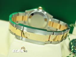 ROLEX 勞力士 Datejust 31 蠔式日誌型 278243 18K黃金&不鏽鋼材質 半金款 <font color=#6D8E23>原廠鑽石時標 橄欖綠色面盤</font>  <font color=#FF0000>2025年保卡</font> 自動上鍊 31mm