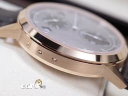 PATEK PHILIPPE 百達翡麗 PP 5235/50R-001 複雜功能時計系列 5235 年曆錶 18K玫瑰金材質 <font color="#05f0f0">百達翡麗經典複雜功能 三針一線</font><font color="#FF0000"> 2025年保單 新錶訂價：2,038,000元</font>&nbsp;自動上鍊 40.5 mm