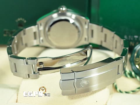 ROLEX 勞力士 Oyster Perpetual 28 蠔式恆動型 276200 銀色太陽紋面盤搭配金色指針 OP28 不鏽鋼 大三針 2021年保卡&nbsp;自動上鍊 28mm
