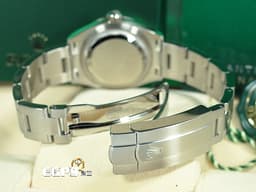 ROLEX 勞力士 Oyster Perpetual 28 蠔式恆動型 276200 <font color="#DDDDDD">銀色太陽紋面盤</font>搭配<font color="#FFE153">金色指針</font> OP28 不鏽鋼 大三針 <font color="#FF0000">2021年保卡</font>&nbsp;自動上鍊 28mm