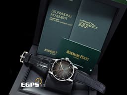 Audemars Piguet 愛彼 AP錶 Code 11.59系列 15210CR.OO.A002CR.01 <font color="#949494">漸</font><font color="#616161">層</font><font color="#3d3d3d">灰</font> <font color="#424242">煙燻灰色緞面紋面盤</font> 18K白金+<font color="#fbaa7e">玫瑰金材質</font> 大三針<font color="#FF0000">&nbsp;</font><font color="#FF0000">2021年新式保卡 顛覆傳統 最新巨作</font> 15210 CR 自動上鍊&nbsp;41mm